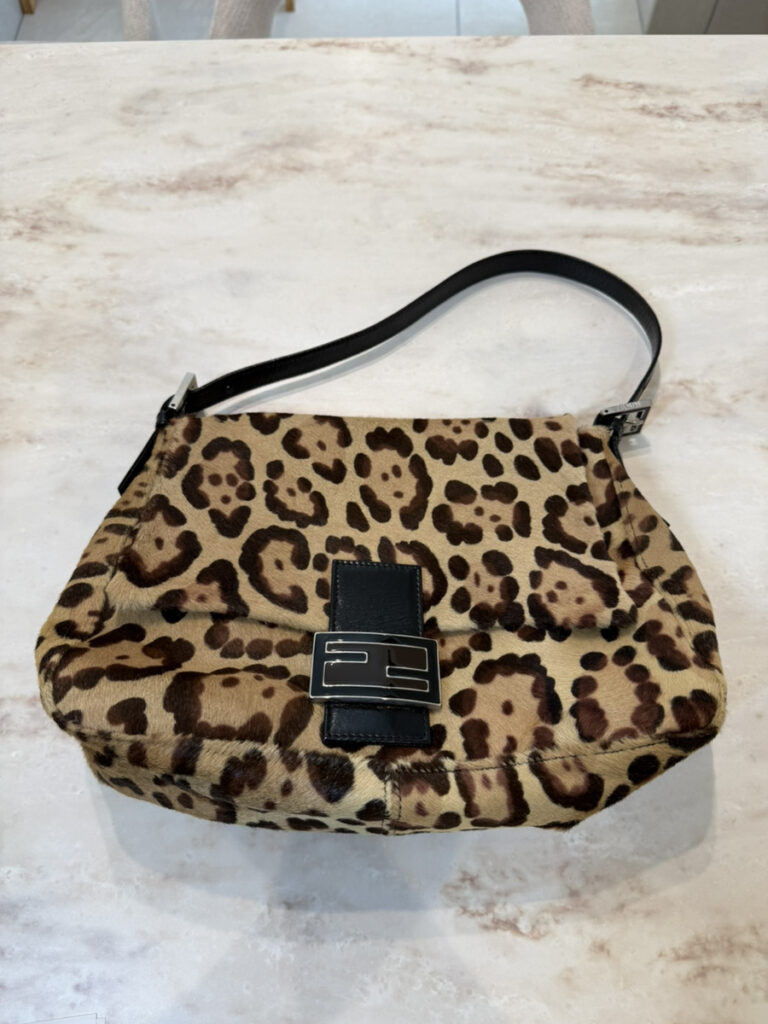 FENDI フェンディ　マンマバケット　ハラコ　レオパード